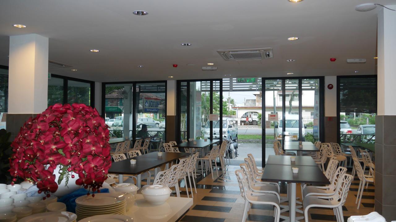Samudra Hotel Kuching Eksteriør billede