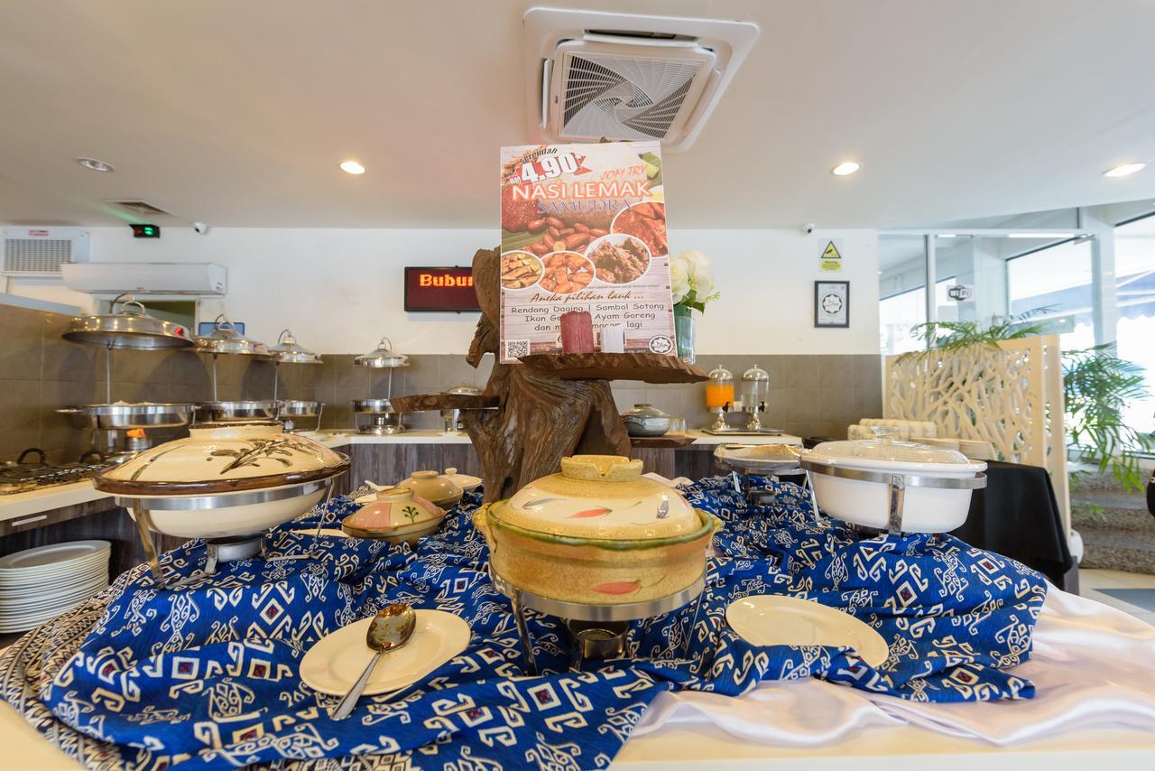 Samudra Hotel Kuching Eksteriør billede